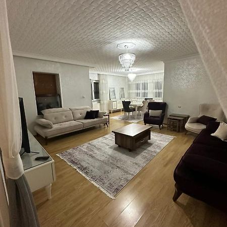 Lovely 2 Bedrooms Apartment With Full Furniture Provincia di Provincia di Istanbul Esterno foto