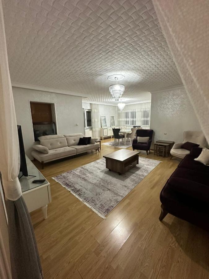 Lovely 2 Bedrooms Apartment With Full Furniture Provincia di Provincia di Istanbul Esterno foto